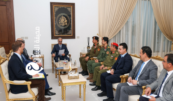 القائد العام يستقبل وفد الاتحاد الأوروبي في بنغازي لمناقشة مكافحة الهجرة 4 القائد العام يستقبل وفد الاتحاد الأوروبي في بنغازي لمناقشة مكافحة الهجرة - psd elenwan 3 4