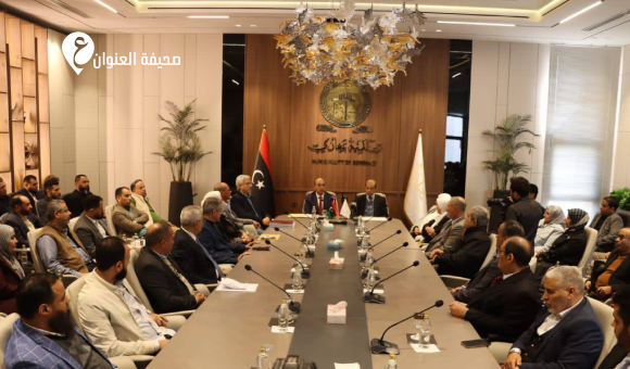 الصقر بوجواري يسلم مهام المجلس البلدي لعميد بنغازي المنتخب عزالدين الغرابي - psd elenwan 38