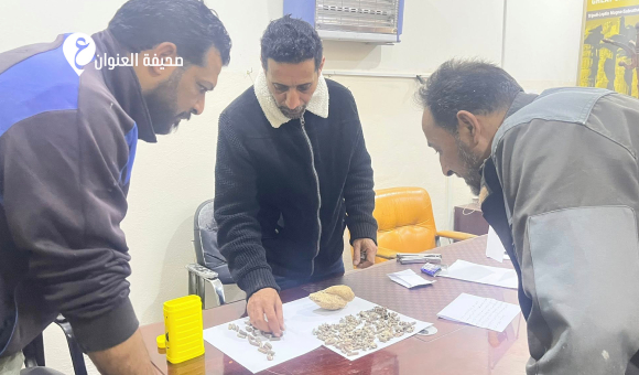 استلام قطع أثرية في شحات بينها عملات وذخائر تاريخية - psd elenwan 2 19