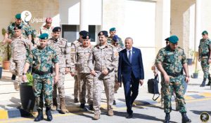 رئيس الأركان العامة يزور مدرسة تدريب الحرس الملكي الخاص في الأردن - psd elenwan 3 27