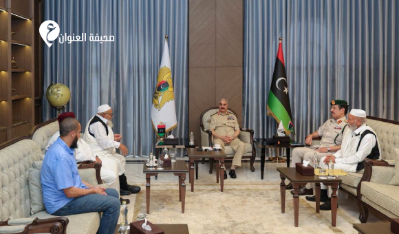 القائد العام يستقبل وفدًا من مشايخ قبائل الزنتان في بنغازي - psd elen545454wan 4