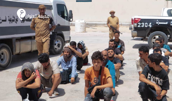 ترحيل 44 مهاجرًا من سرت إلى مركز إيواء في أجدابيا - psd elenwan 57