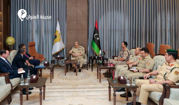 القائد العام يبحث مع السفير اليوناني تعزيز التعاون بين ليبيا واليونان 2 القائد العام يبحث مع السفير اليوناني تعزيز التعاون بين ليبيا واليونان - psd elenwan 2 5