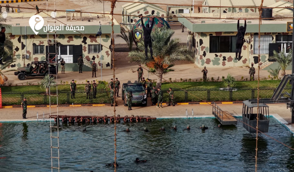 القائد العام يجري جولة ميدانية بمدرسة الصاعقة والمظلات في بنغازي 40 القائد العام يجري جولة ميدانية بمدرسة الصاعقة والمظلات في بنغازي - psd elenwan 42 1